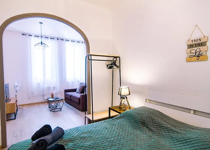 Bel - Plain-pied - Centre - Iut Μπεζιέ